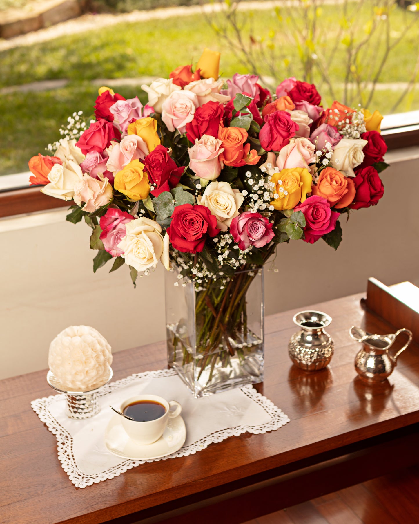 Bouquet of assorted roses