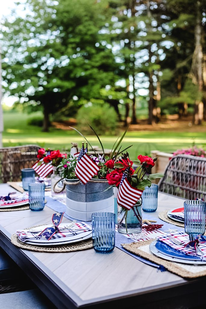 Creating Your Own 4th of July Floral Arrangement: A Step-by-Step Guide