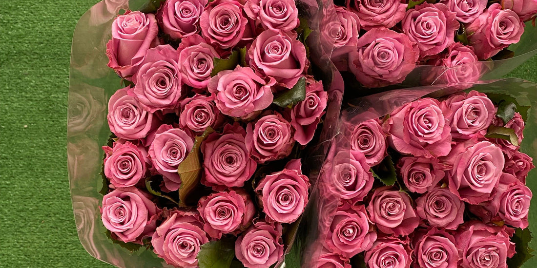 How to Decorate Your Apartment with Roses After Moving In