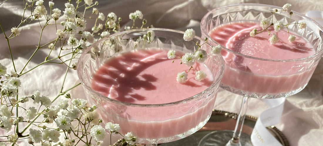 Decorating Your Spring Drinks with Floral Eleganc