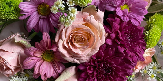 Simple and Thoughtful Easter Flower Ideas to Send This Season