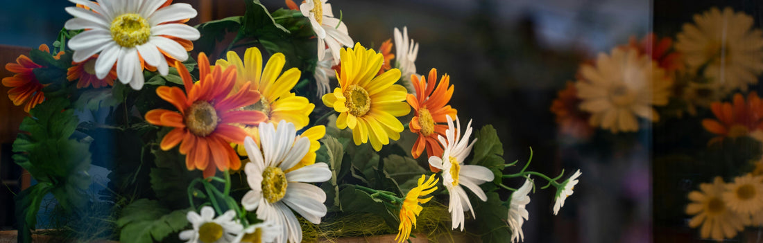 Buying Flowers Early in a New Relationship Without Making It Awkward