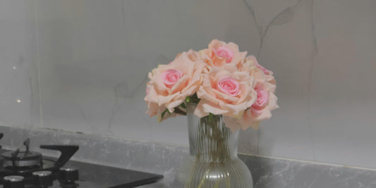 The Best Places to Put Your Rose Bouquets in the Summer Time