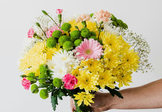 When They’re Going Through It: Sending Flowers to a Friend in Tough Times