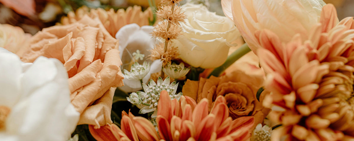 5 Tips to Make Your Fresh Roses Last Longer | Aquarossa Farms