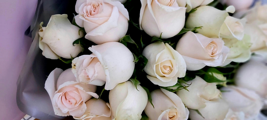 Sending Valentine’s Day Flowers When Your Both Apart